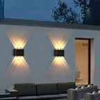 Luminária de parede solar externa à prova d'água, alimentada por energia solar, com iluminação para cima e para baixo, ideal para decoração de casa, jardim e quintal